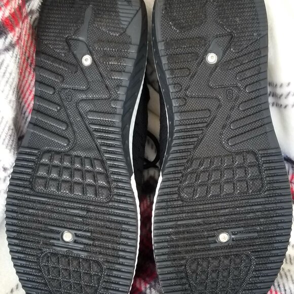 NEW IN BOX Danskin Free black womens sneaker sz 8 - Picture 5 of 7